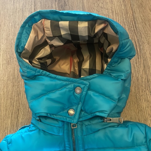 Burberry jacket size 4T - Picture 6 of 7